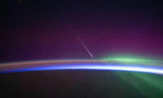 Bright Comet Tsuchinshan Atlas Visible Tonight How And Where To See It!