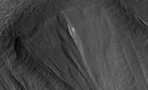 Life On Mars Nasa's Latest Study Suggests Meltwater Beneath Ice Could Support Life