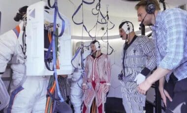 Nasa Tests Spacex Starship Hardware And New Spacesuits For Artemis Mission