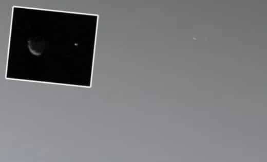 Nasa's Curiosity Rover Captures First Ever Image Of Earth And Mars' Moon Phobos Together