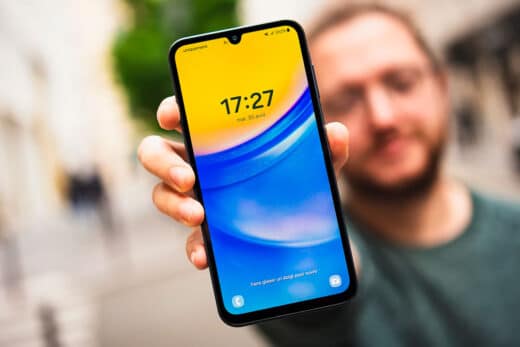 Samsung Users Should Activate This New Security Feature To Protect Their Data