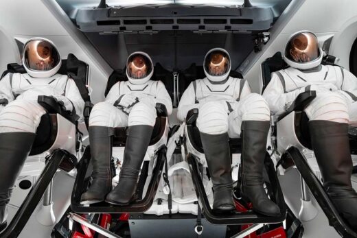 Spacex Unveils New Space Suits Designed For The Vacuum Of Space